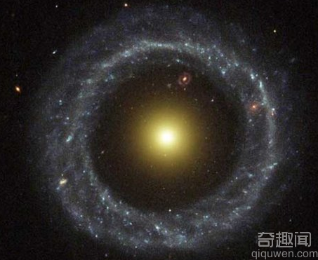 超级怪异戒指星系 可通往另一宇宙