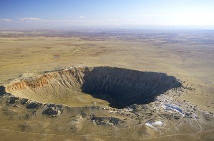 美国亚利桑那州巴林格陨石坑