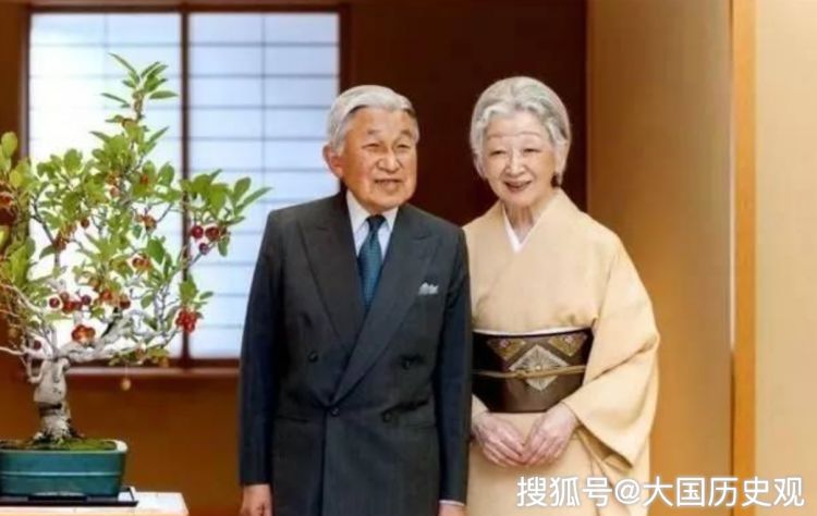 
日本天皇首次访华，晚宴上一道菜被要求撤下，为何会遭到中方拒绝？