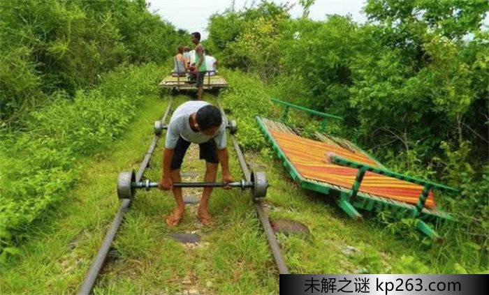 柬埔寨竹子火车速度50公里/小时？神奇的制作方法揭密！